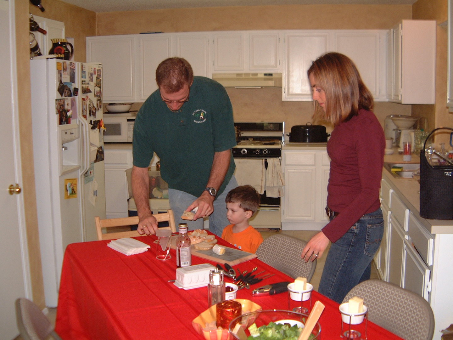 2003-12-25-10-Christmas-Day-Dining.JPG